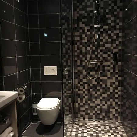 Golden Mansion Lägenhetshotell 3*