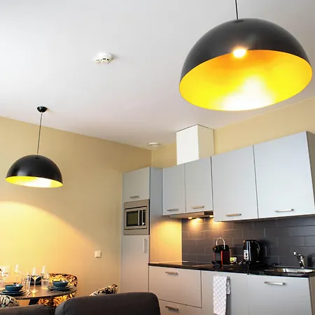 Lägenhetshotell Golden Mansion