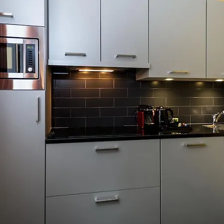 Lägenhetshotell Golden Mansion 3*