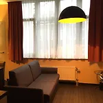 Golden Mansion アパートホテル