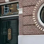 Golden Mansion アパートホテル