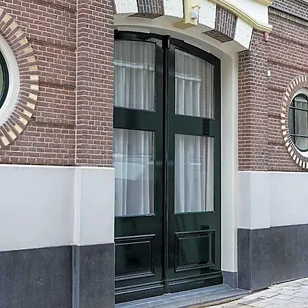 Aparthotel Golden Mansion 3*