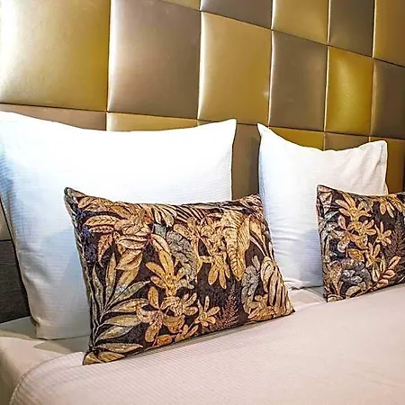 Golden Mansion Aparthotel 3*