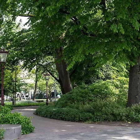 Golden Mansion Aparthotel