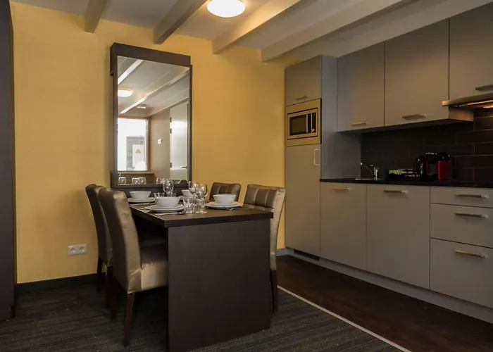 Golden Mansion Aparthotel 3*