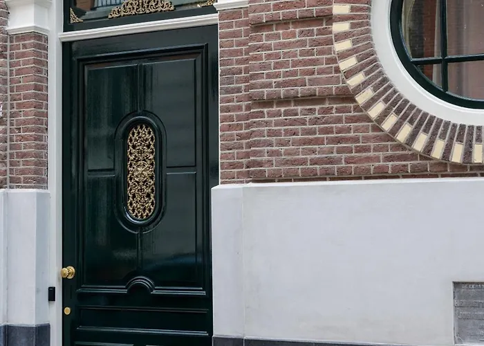 Aparthotel Golden Mansion 3*