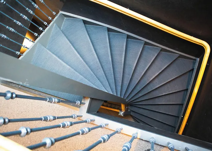 Aparthotel Golden Mansion 3*